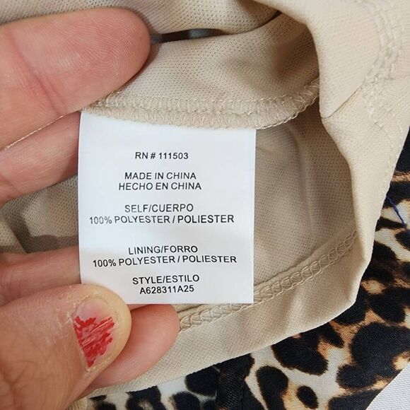 As U Wish Size Medium Clementine Halter Neck Mini Dress Floral Rose Applique Ani - Picture 6 of 7